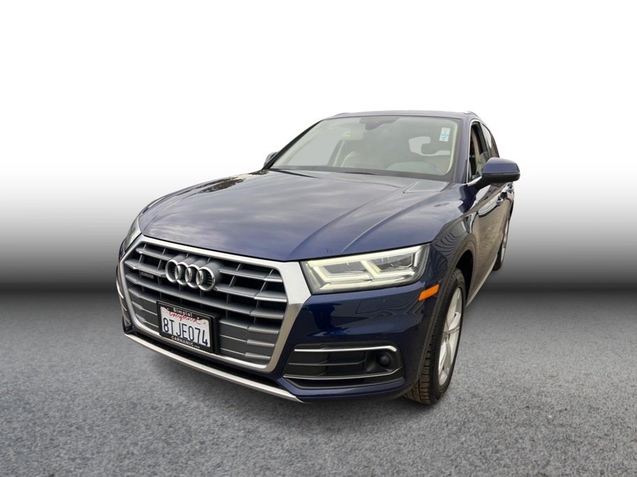 2020 Audi Q5 45 TFSI Premium Plus Sport Utility 4D in Blue — front three-quarter view