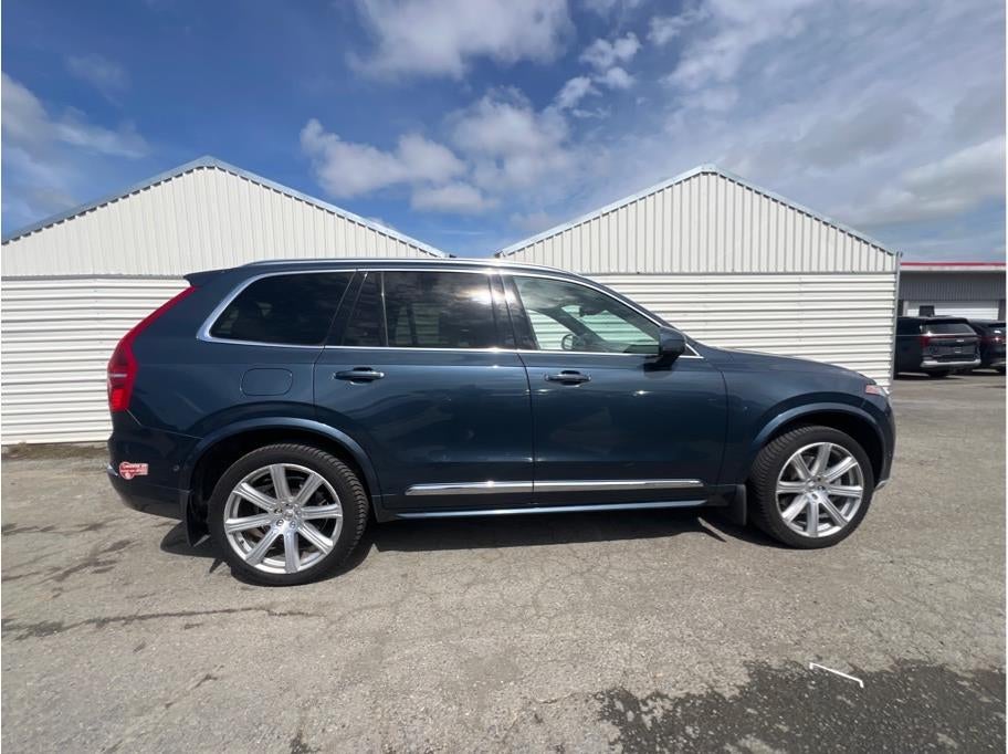 2018 Volvo XC90 — interior view