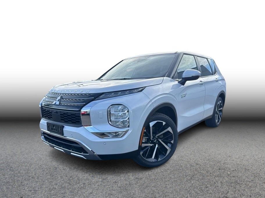 2025 Mitsubishi Outlander PHEV SE in White — front three-quarter view