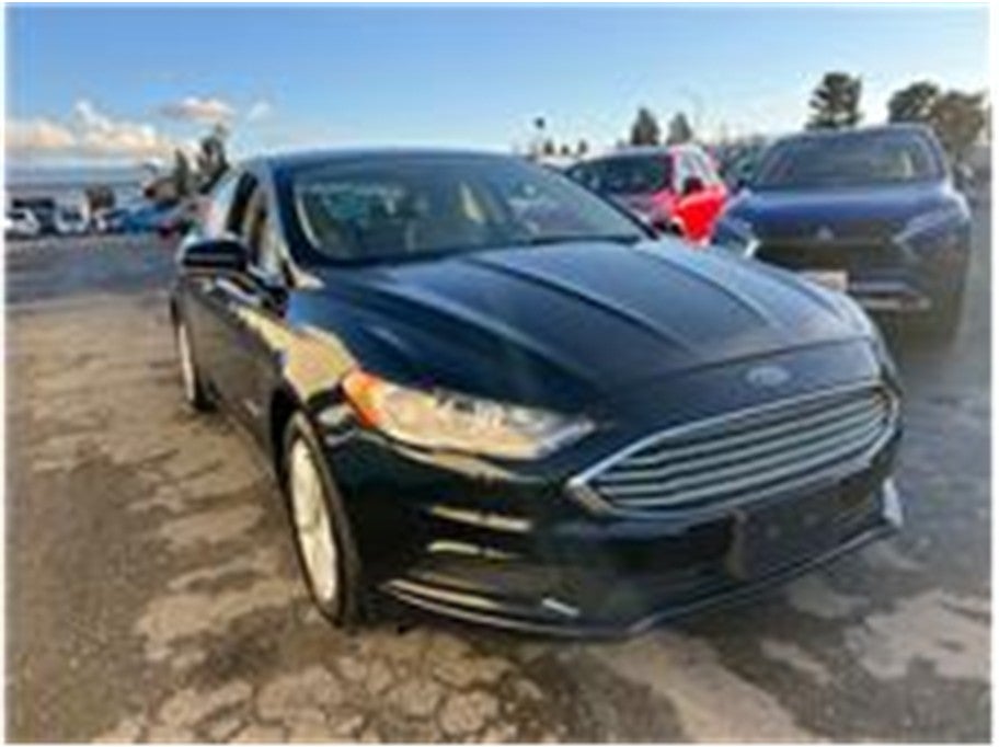 2018 Ford Fusion — interior view