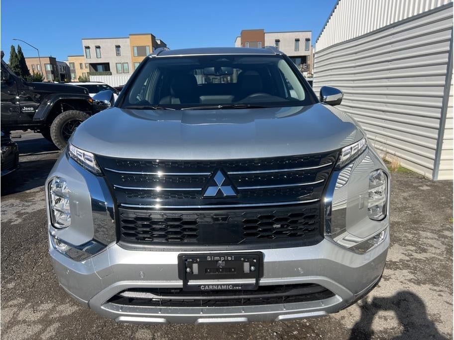 2025 Mitsubishi Outlander PHEV — side profile view