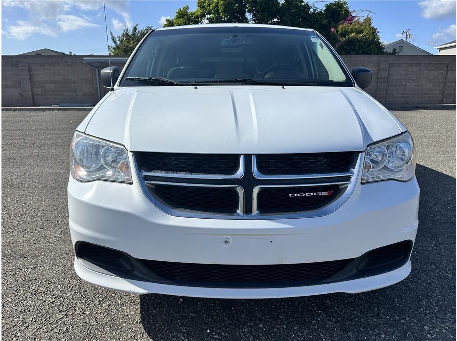 2017 Dodge Grand Caravan Passenger — side profile view