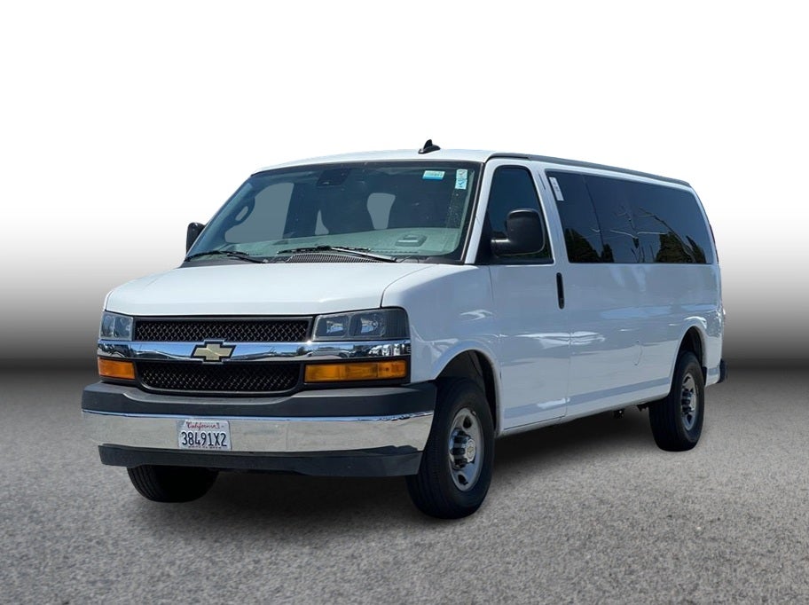 2024 Chevrolet Express 3500 Passenger
