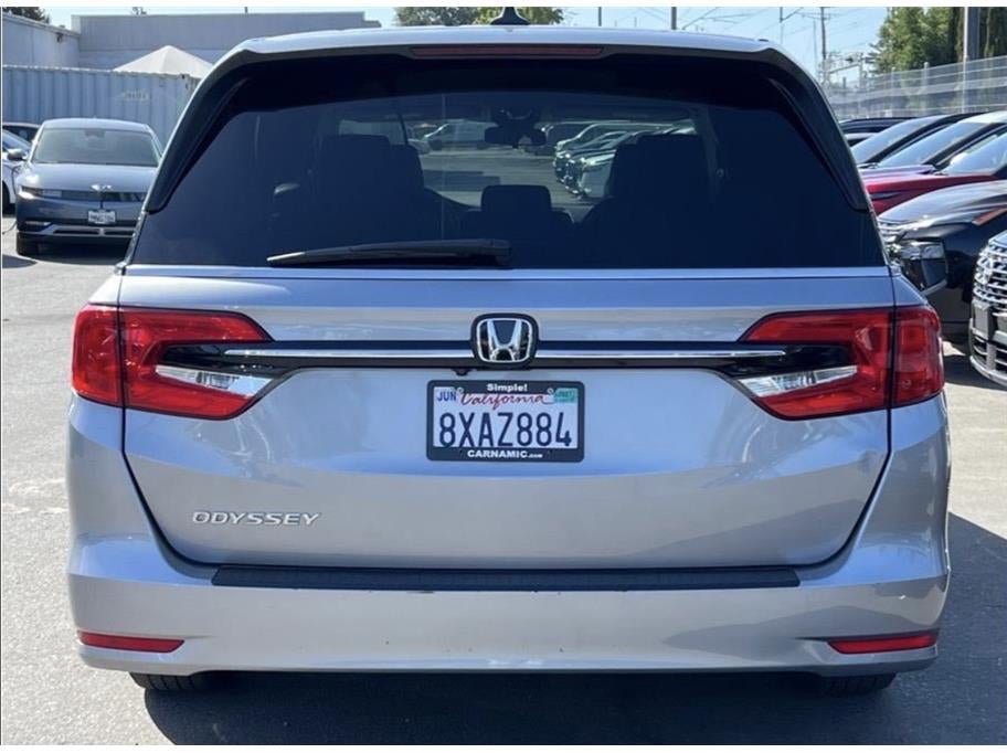 2022 Honda Odyssey — interior view