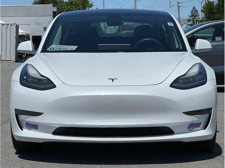 2019 Tesla Model 3 — side profile view